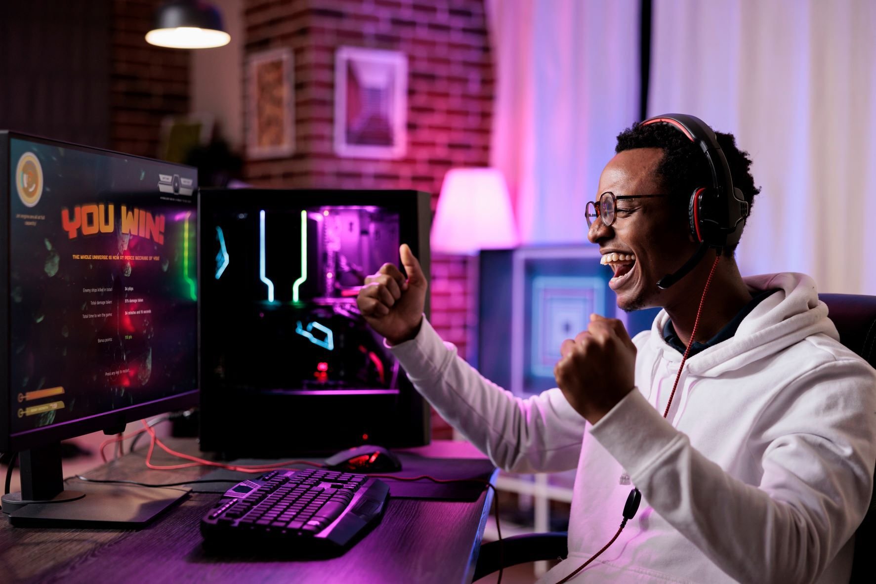 gamer playing game